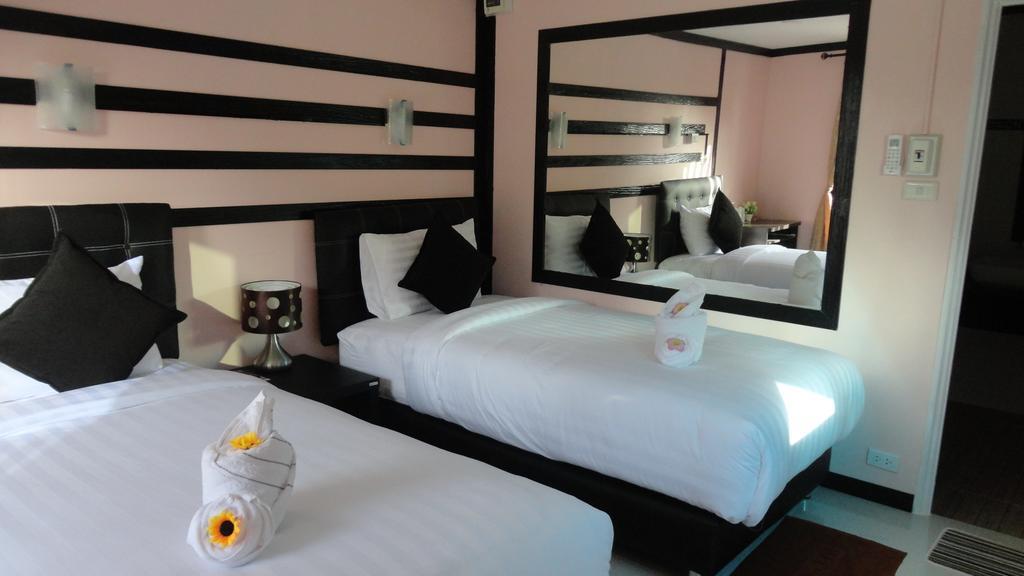 Love You Resort Chumphon Habitación foto