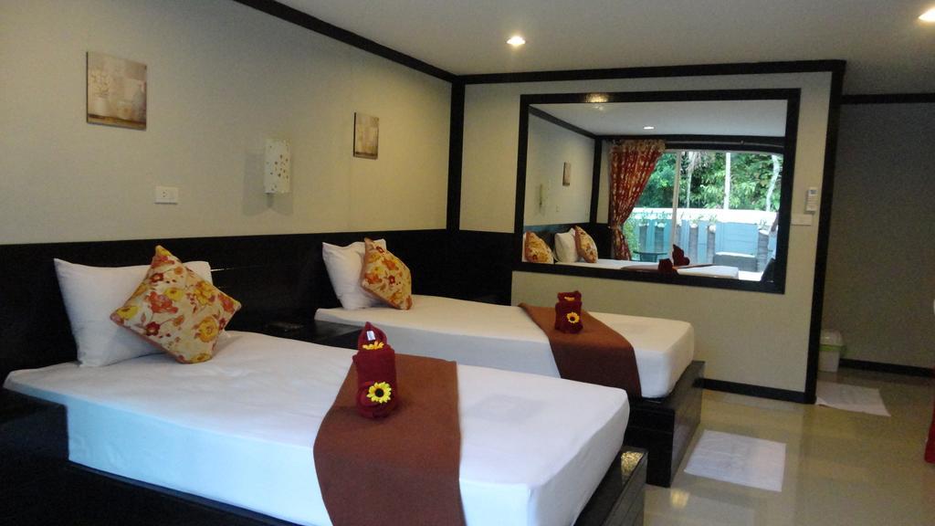 Love You Resort Chumphon Habitación foto
